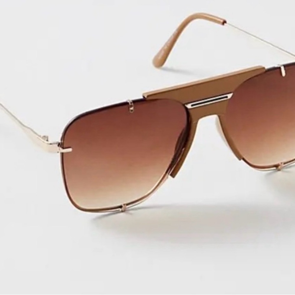 Free People Gold and Brown Aviator Sunglasses new - Picture 2 of 8